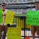 Illustration for article titled Mets Fans Are Back With More Sick Burns On Hunter Pence